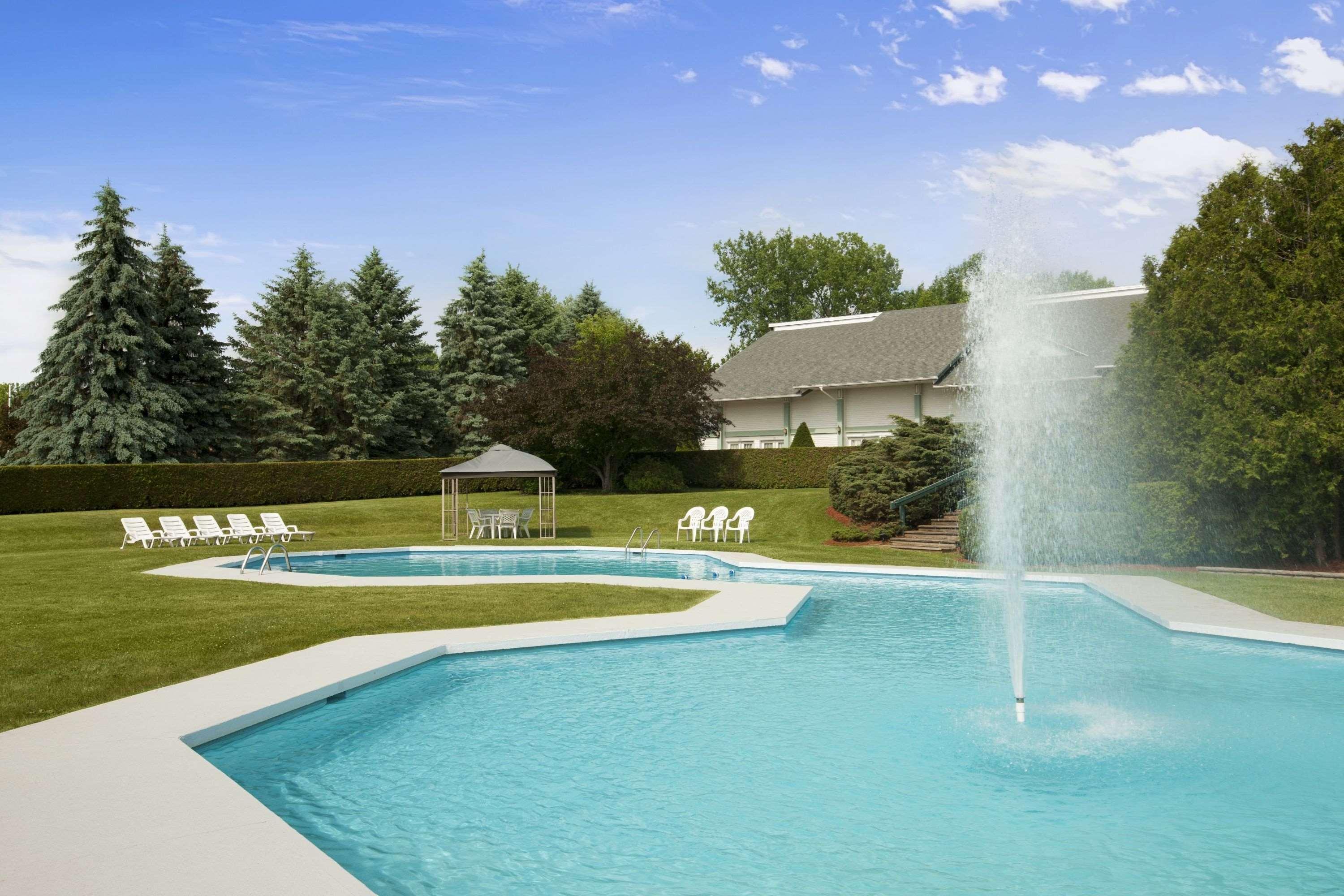 Days Inn By Wyndham Shelburne/Burlington Exterior foto