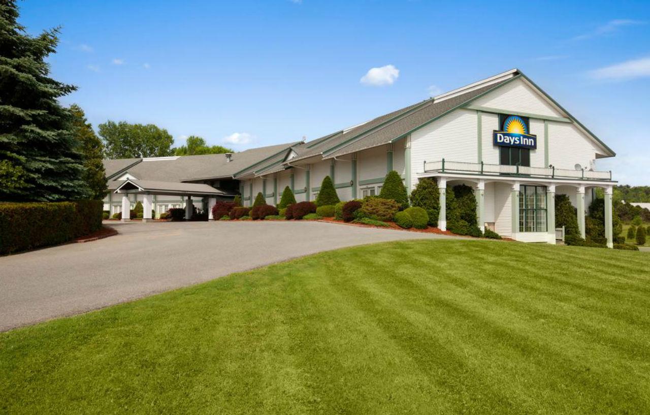 Days Inn By Wyndham Shelburne/Burlington Exterior foto